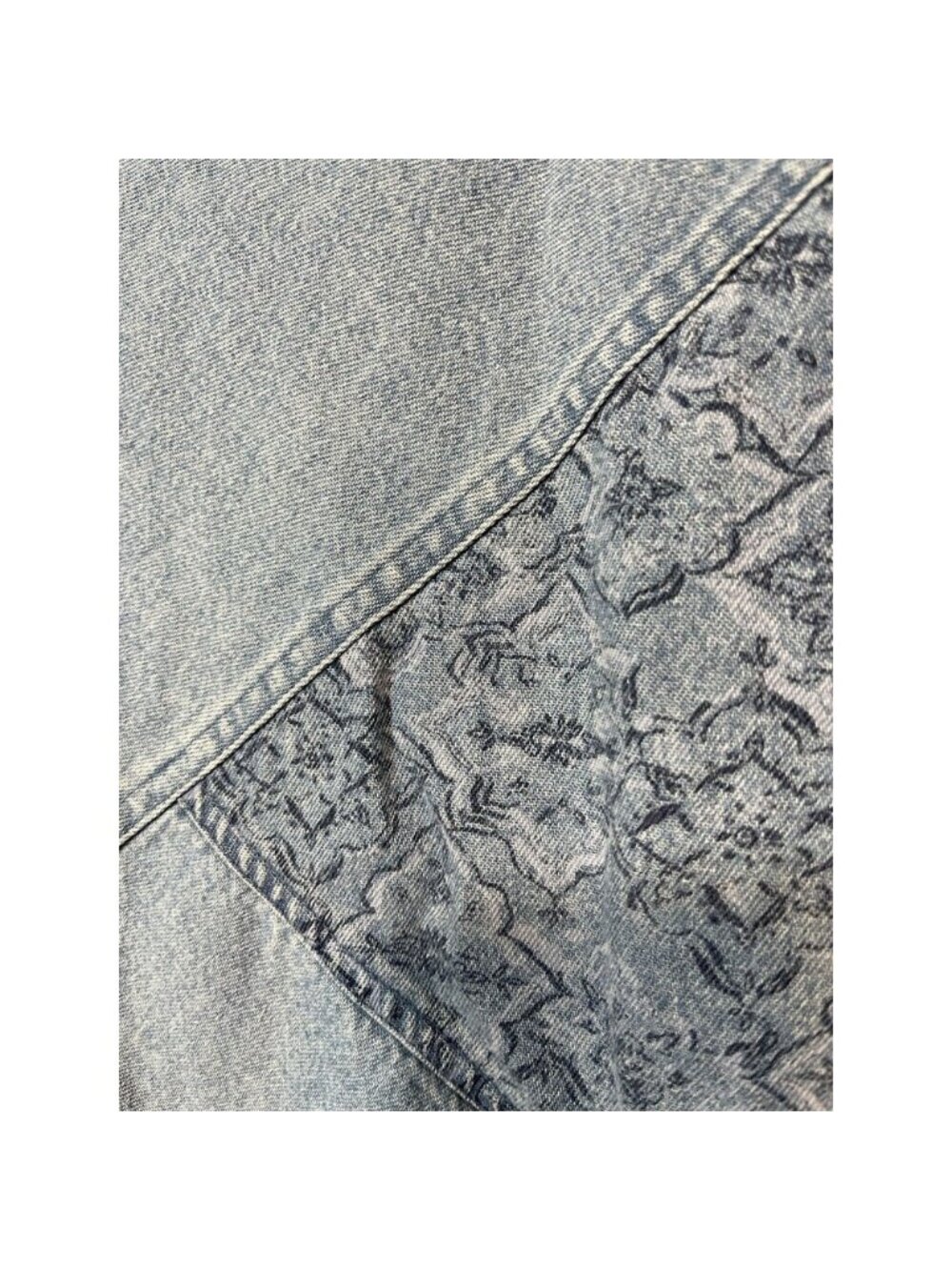 Women's Denim Skirt - Picture 2 of 3